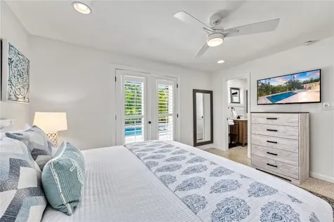 3360 Higel Avenue Sarasota FL 34242