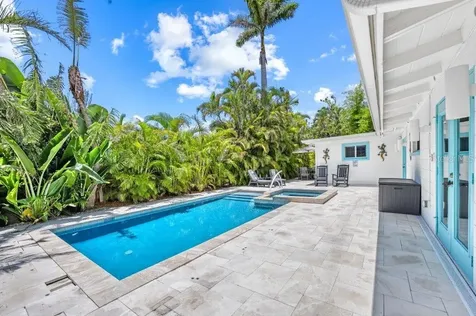 3360 Higel Avenue Sarasota FL 34242
