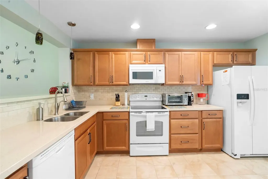 5 Escondido Circle Altamonte Springs FL 32701