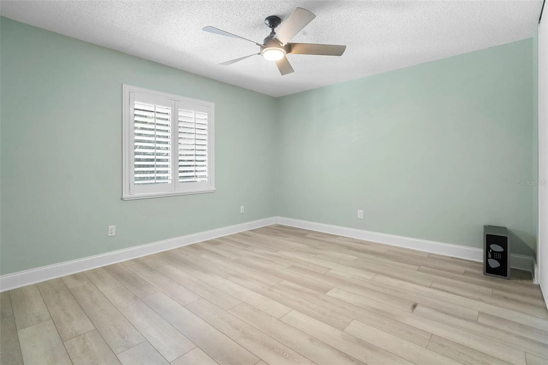 5 Escondido Circle Altamonte Springs FL 32701