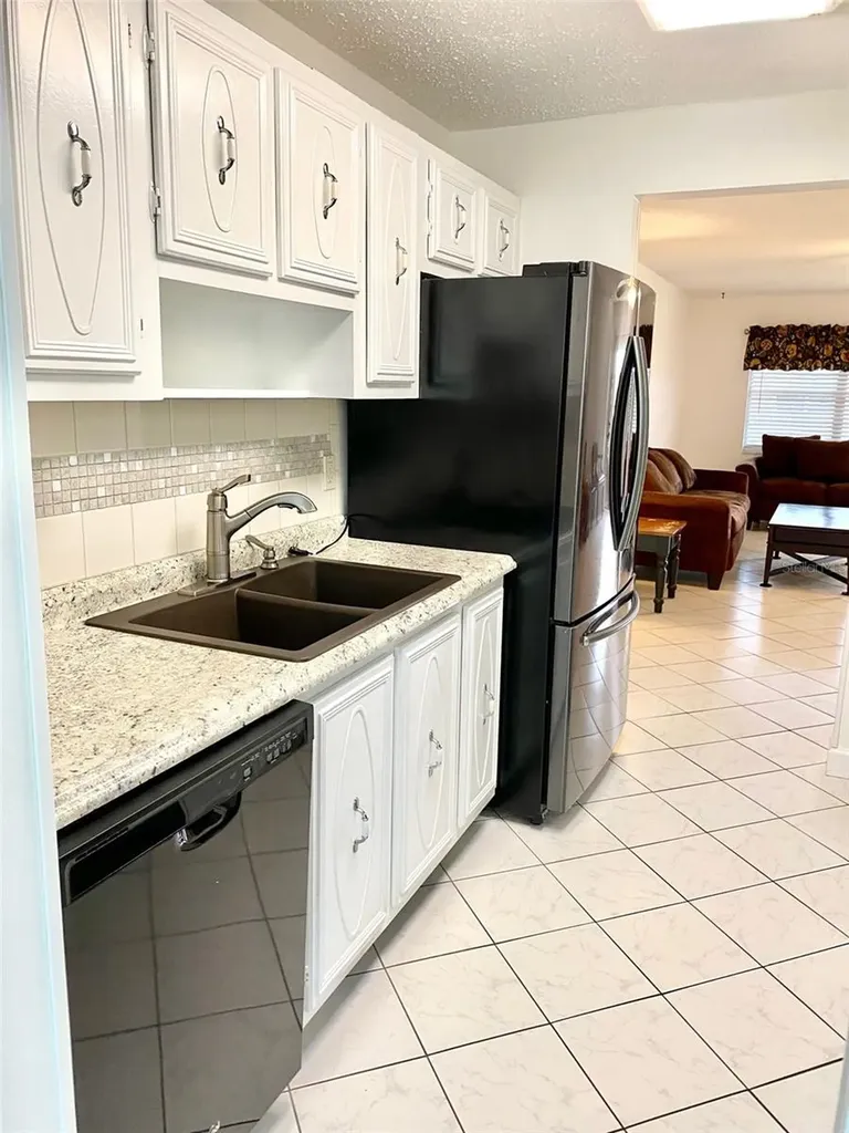 10032 65th Avenue N St Petersburg FL 33708
