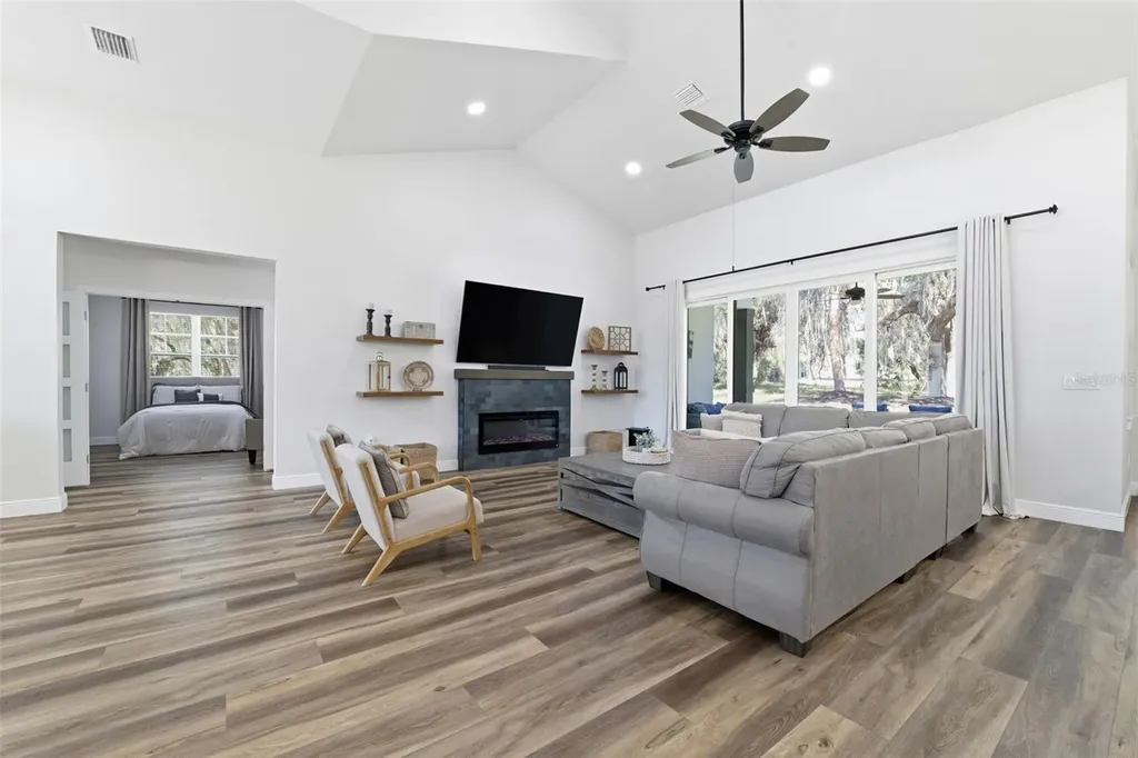 4586 Hickory Oak Drive Brooksville FL 34601