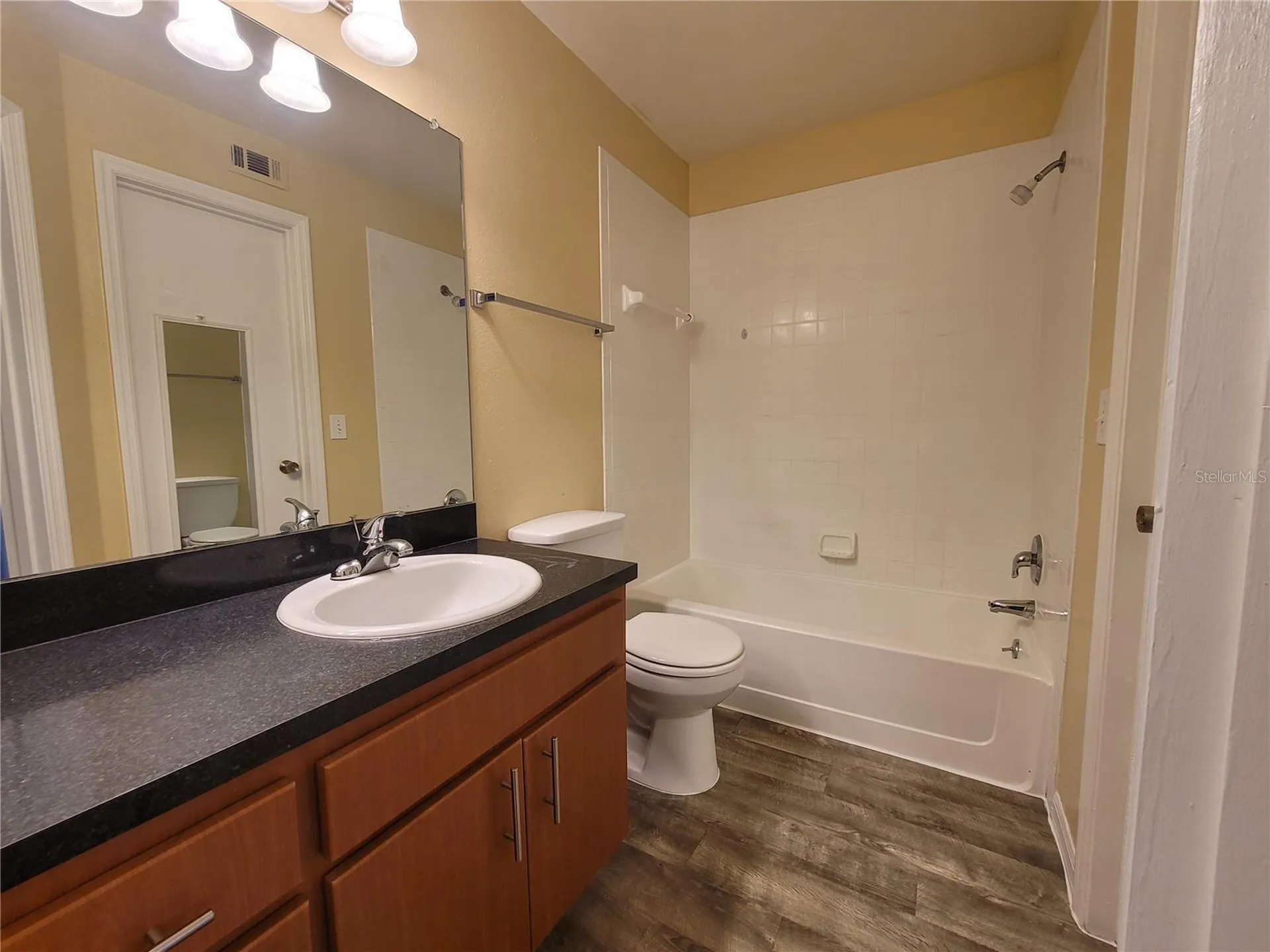 421 Fountainhead Circle Kissimmee FL 34741