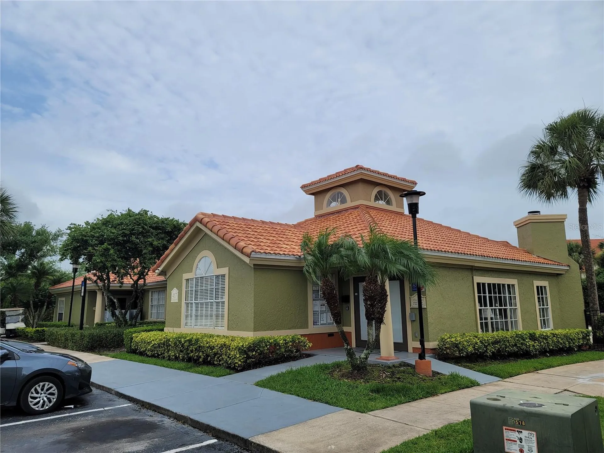 421 Fountainhead Circle Kissimmee FL 34741