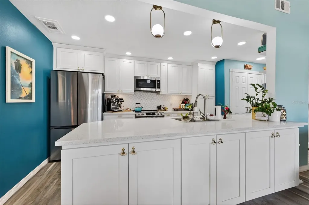 2902 Lichen Lane Clearwater FL 33760