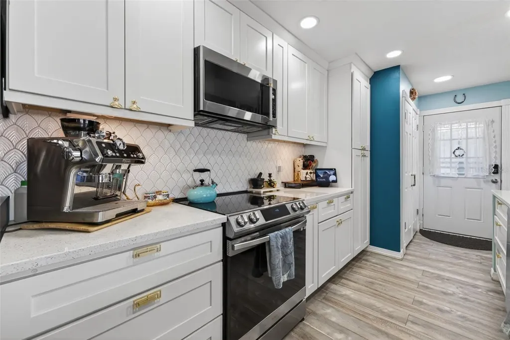 2902 Lichen Lane Clearwater FL 33760