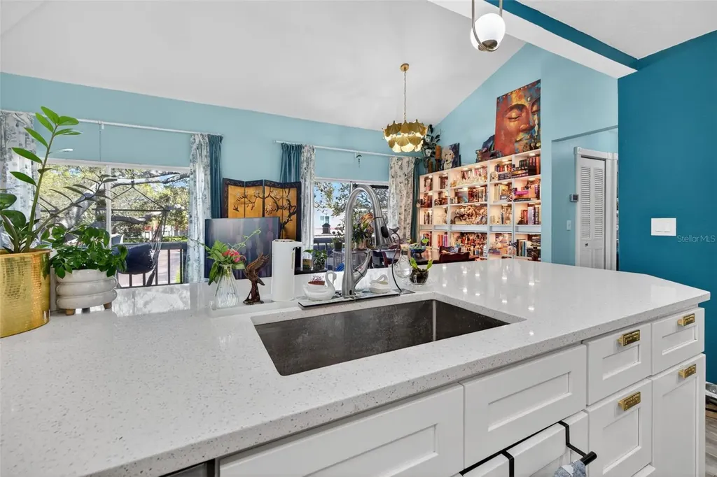 2902 Lichen Lane Clearwater FL 33760