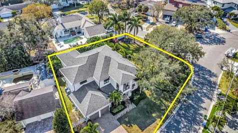 2501 S Dundee Street Tampa FL 33629