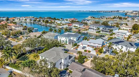 2501 S Dundee Street Tampa FL 33629