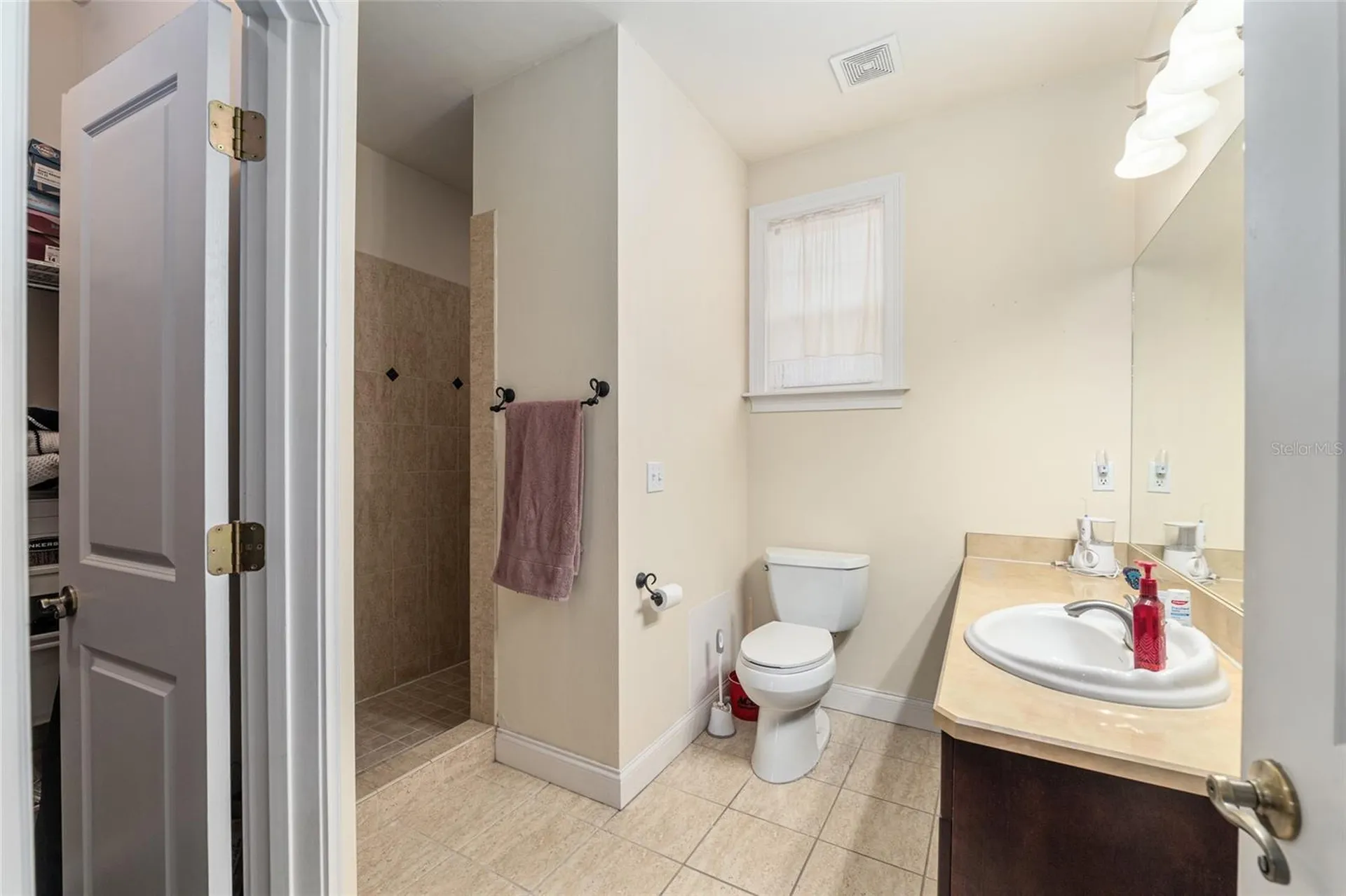 5034 NW 11th Place Gainesville FL 32605