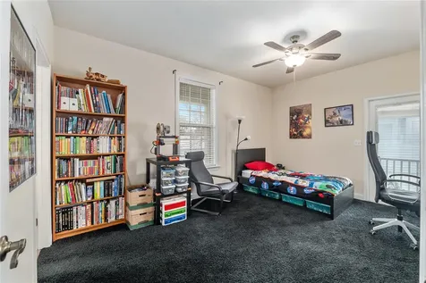 5034 NW 11th Place Gainesville FL 32605