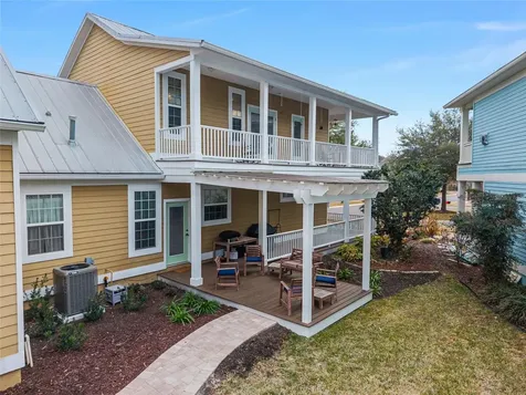 5034 NW 11th Place Gainesville FL 32605