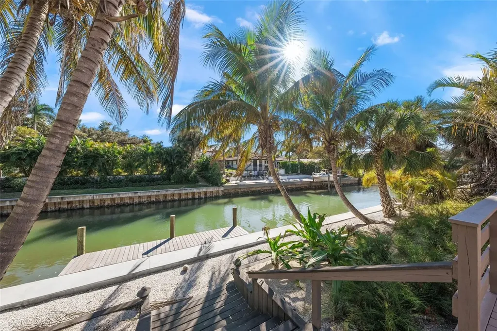 1634 N Lodge Drive Sarasota FL 34239