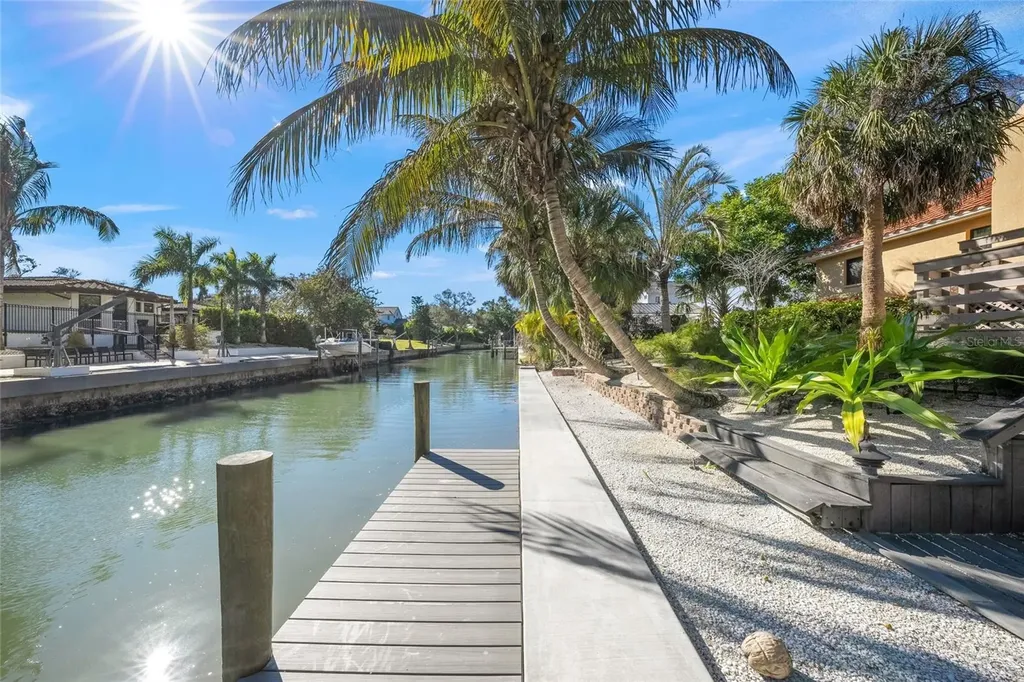 1634 N Lodge Drive Sarasota FL 34239