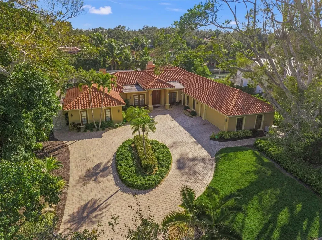 1634 N Lodge Drive Sarasota FL 34239
