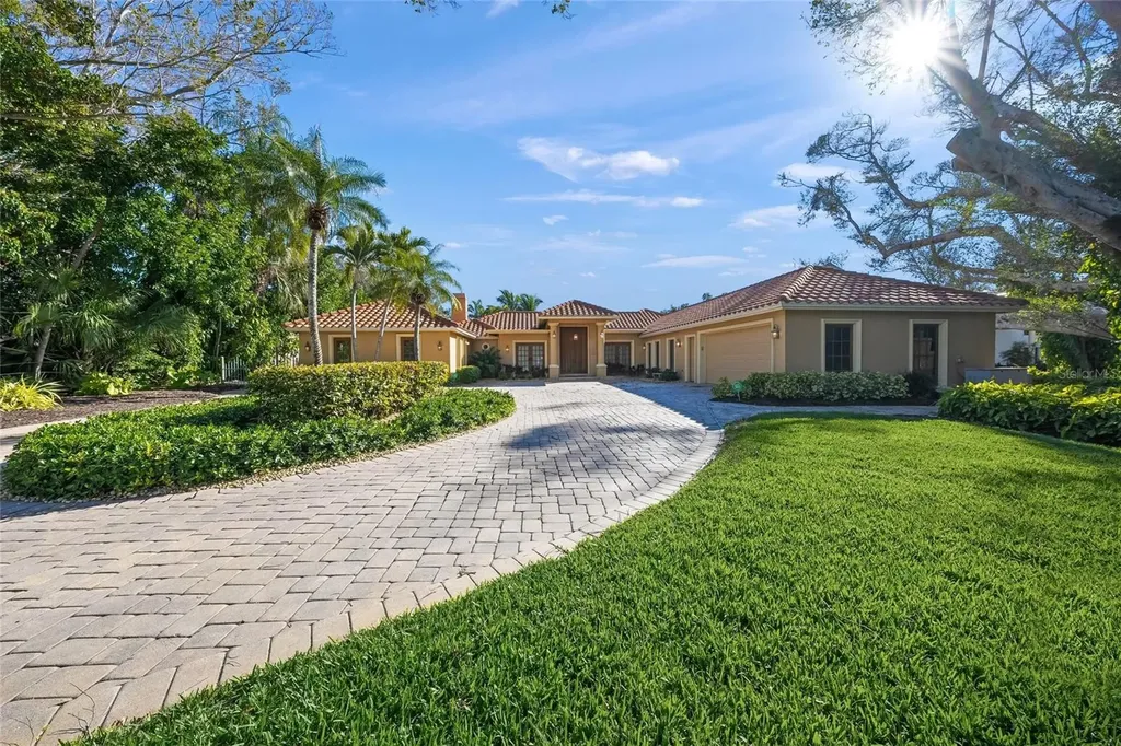 1634 N Lodge Drive Sarasota FL 34239