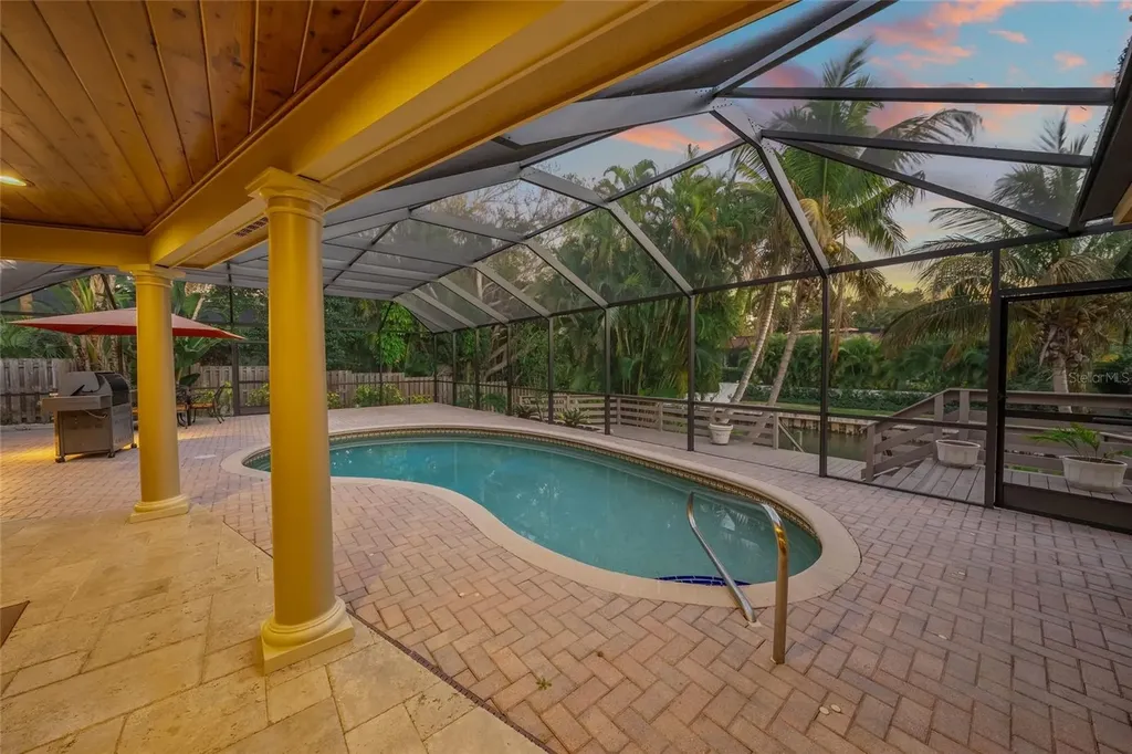 1634 N Lodge Drive Sarasota FL 34239