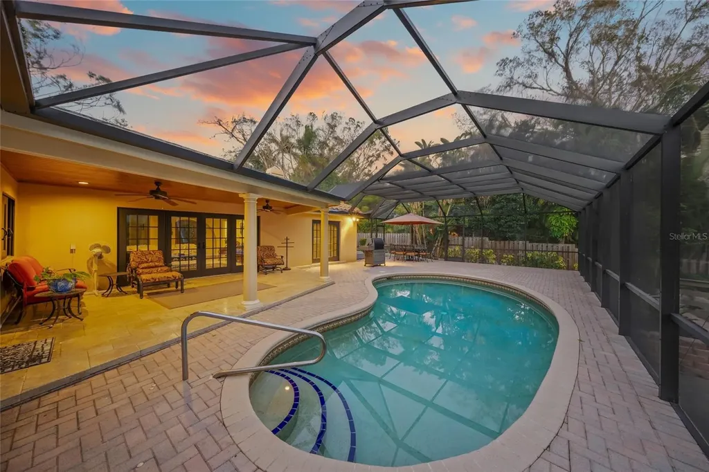 1634 N Lodge Drive Sarasota FL 34239
