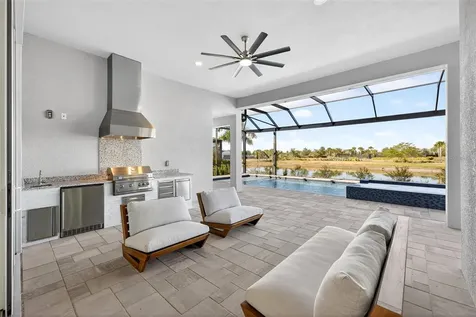 8444 Cane Bay Court Lakewood Ranch FL 34202