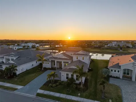 8444 Cane Bay Court Lakewood Ranch FL 34202