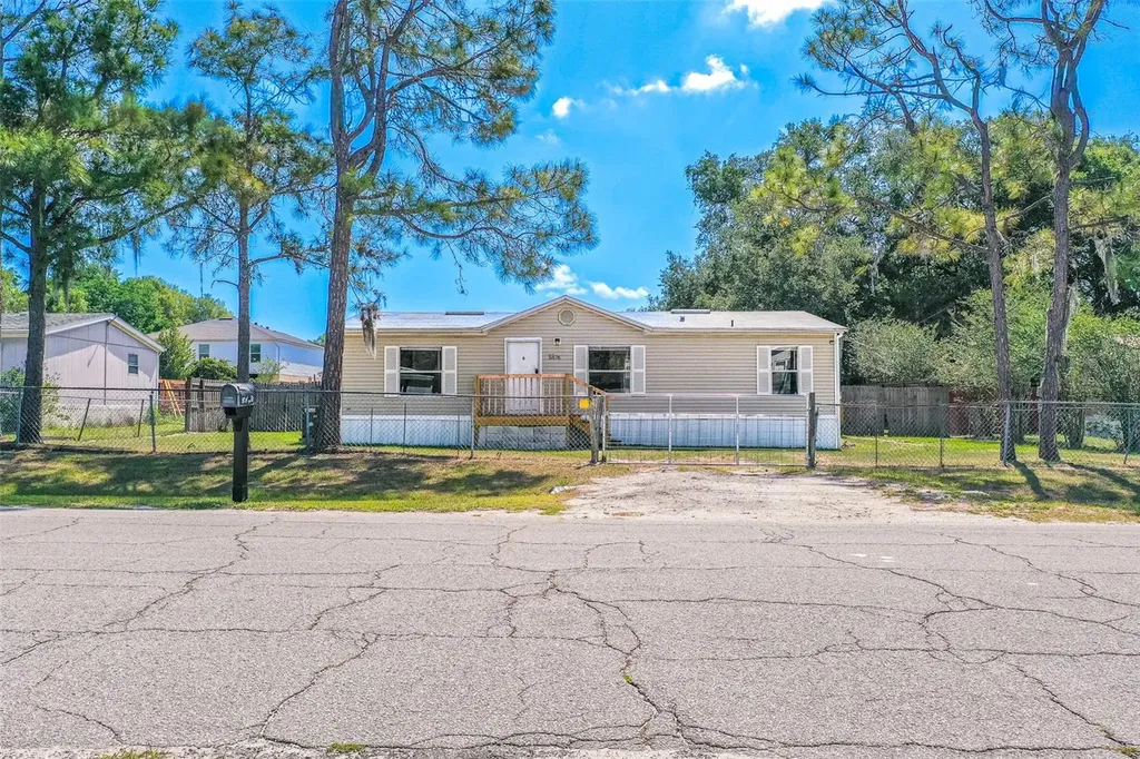 5676 Cherry Tree Drive Lakeland FL 33811