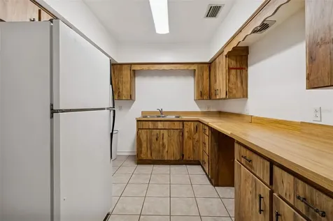 1408 W Linebaugh Avenue Tampa FL 33612