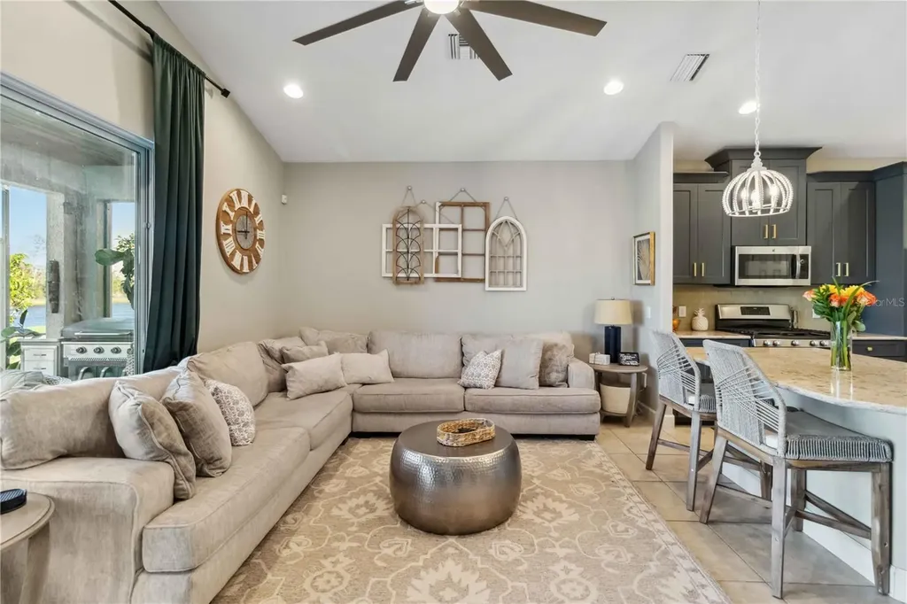 6161 Anise Drive Sarasota FL 34238