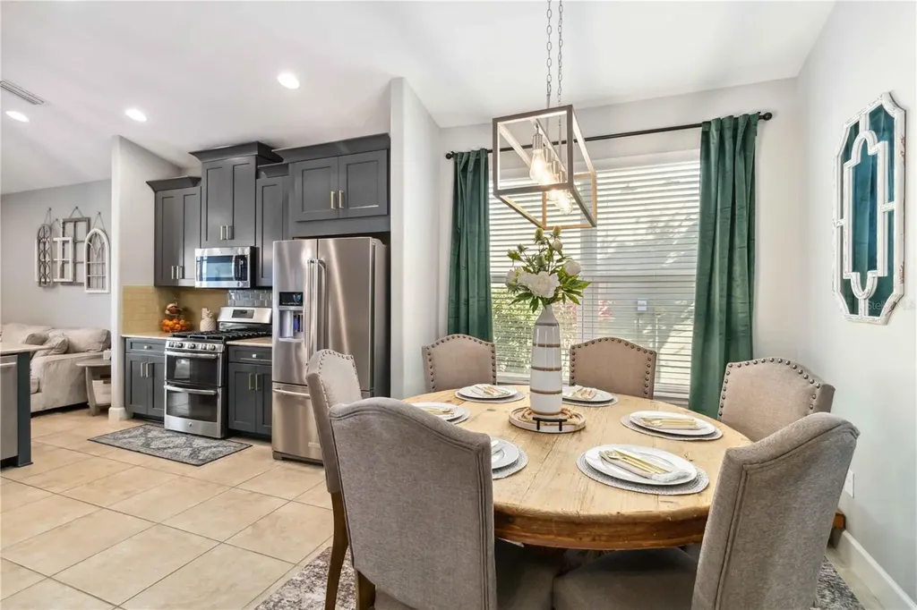 6161 Anise Drive Sarasota FL 34238
