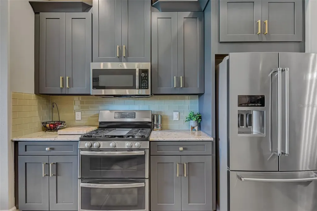 6161 Anise Drive Sarasota FL 34238