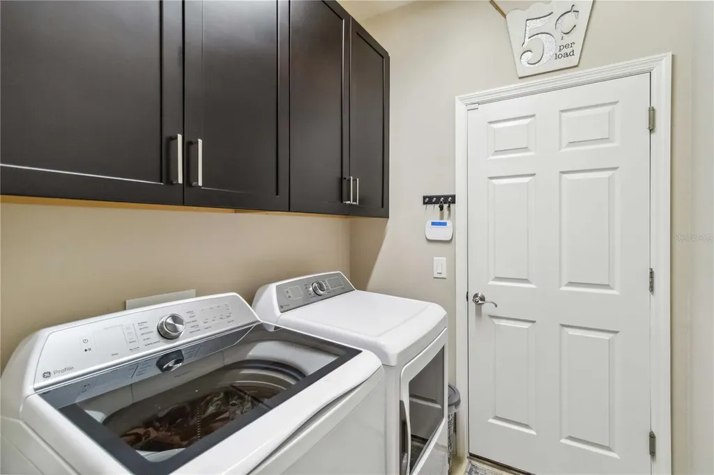6161 Anise Drive Sarasota FL 34238