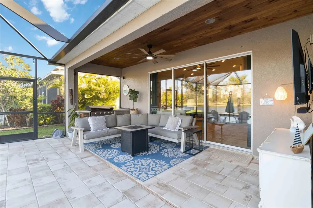 6161 Anise Drive Sarasota FL 34238