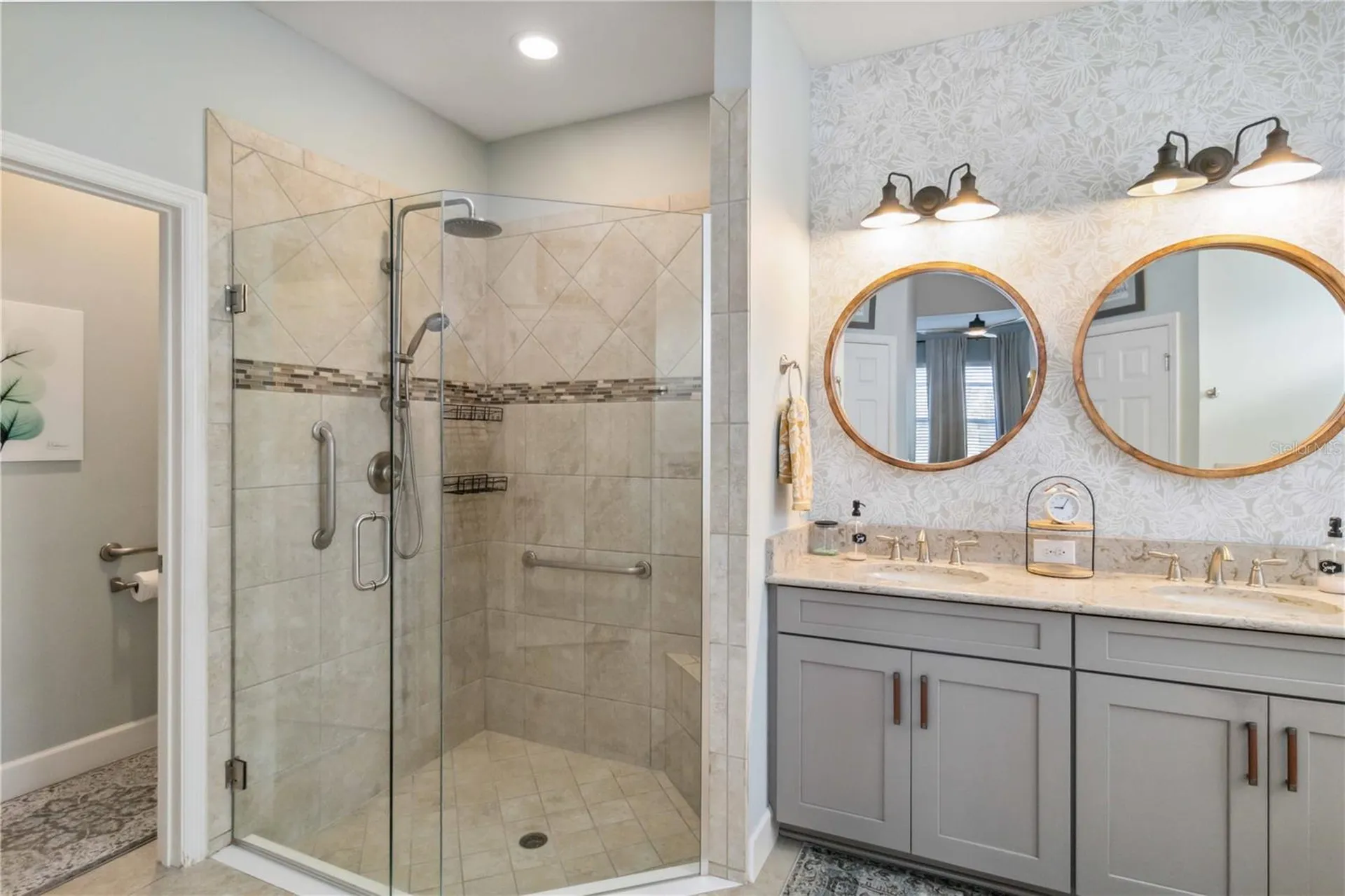 6161 Anise Drive Sarasota FL 34238
