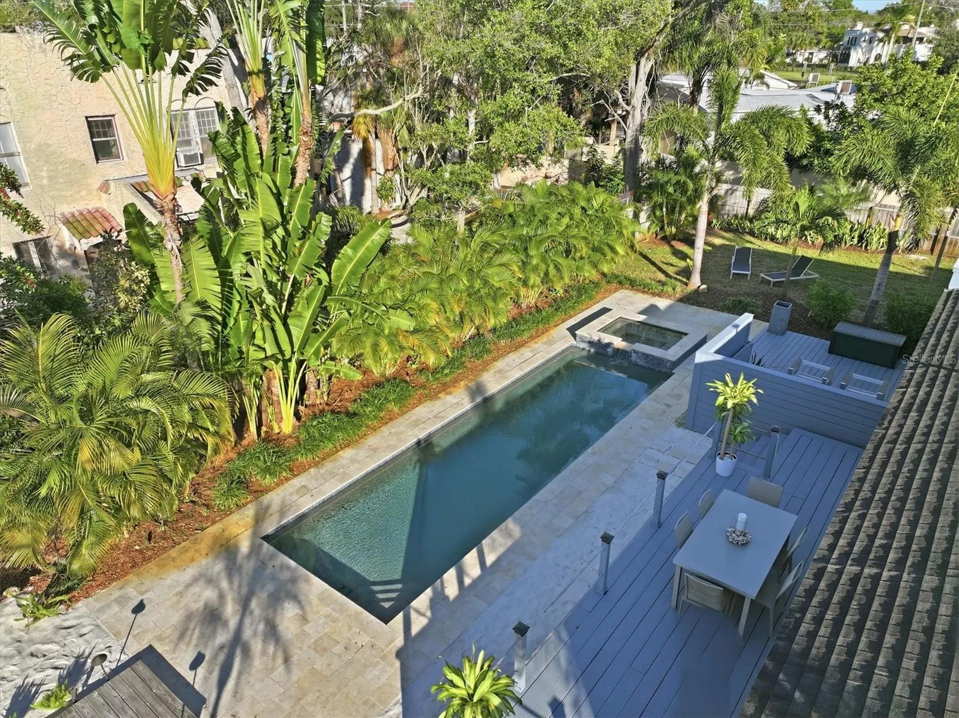 670 Sunset Drive S St Petersburg FL 33707