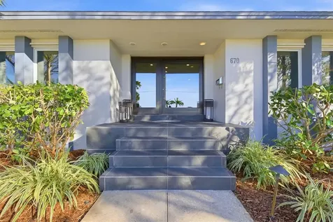 670 Sunset Drive S St Petersburg FL 33707