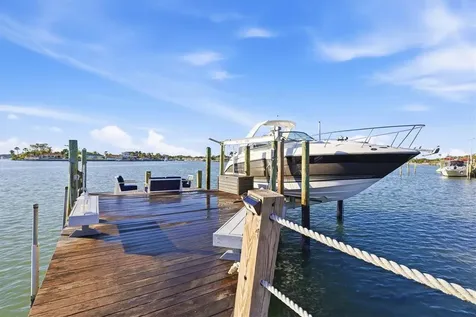 670 Sunset Drive S St Petersburg FL 33707