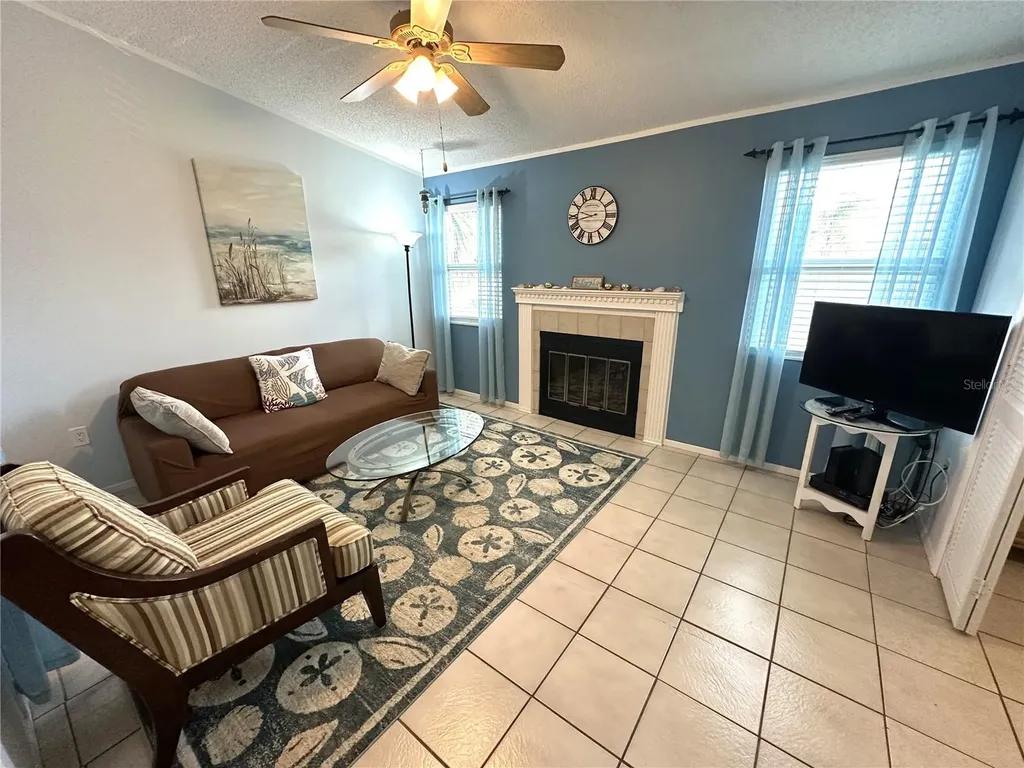 3821 59th Avenue W Bradenton FL 34210