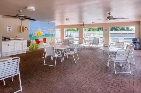 3821 59th Avenue W Bradenton FL 34210