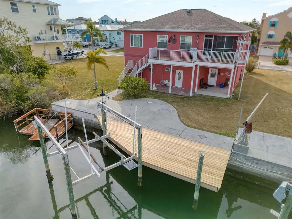 6531 Louise Court Hudson FL 34667