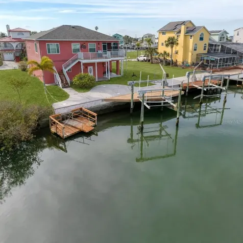 6531 Louise Court Hudson FL 34667