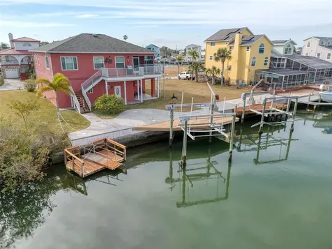 6531 Louise Court Hudson FL 34667