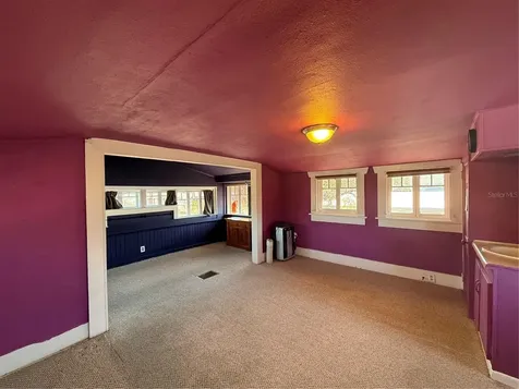 5610 N Nebraska Avenue Tampa FL 33604