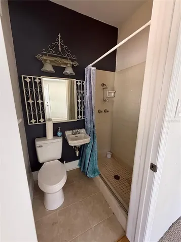 5610 N Nebraska Avenue Tampa FL 33604