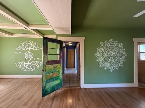 5610 N Nebraska Avenue Tampa FL 33604