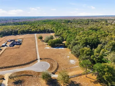 36841 Reserve Drive Eustis FL 32736
