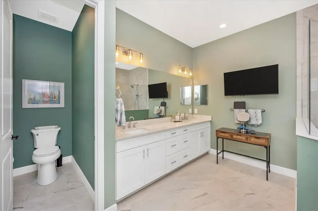 18805 Valleta Avenue Venice FL 34293
