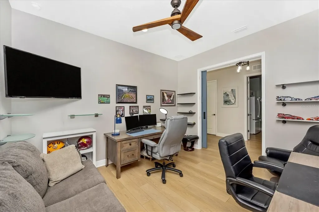 18805 Valleta Avenue Venice FL 34293