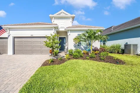 18805 Valleta Avenue Venice FL 34293
