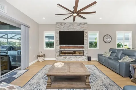 18805 Valleta Avenue Venice FL 34293