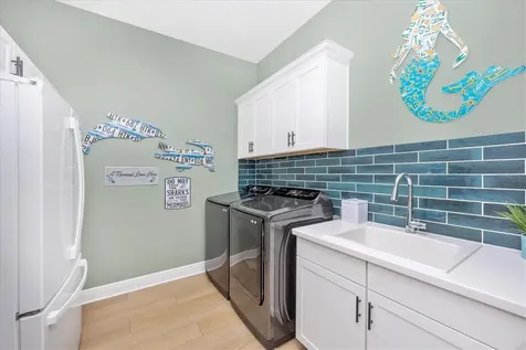 18805 Valleta Avenue Venice FL 34293