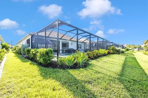 18805 Valleta Avenue Venice FL 34293